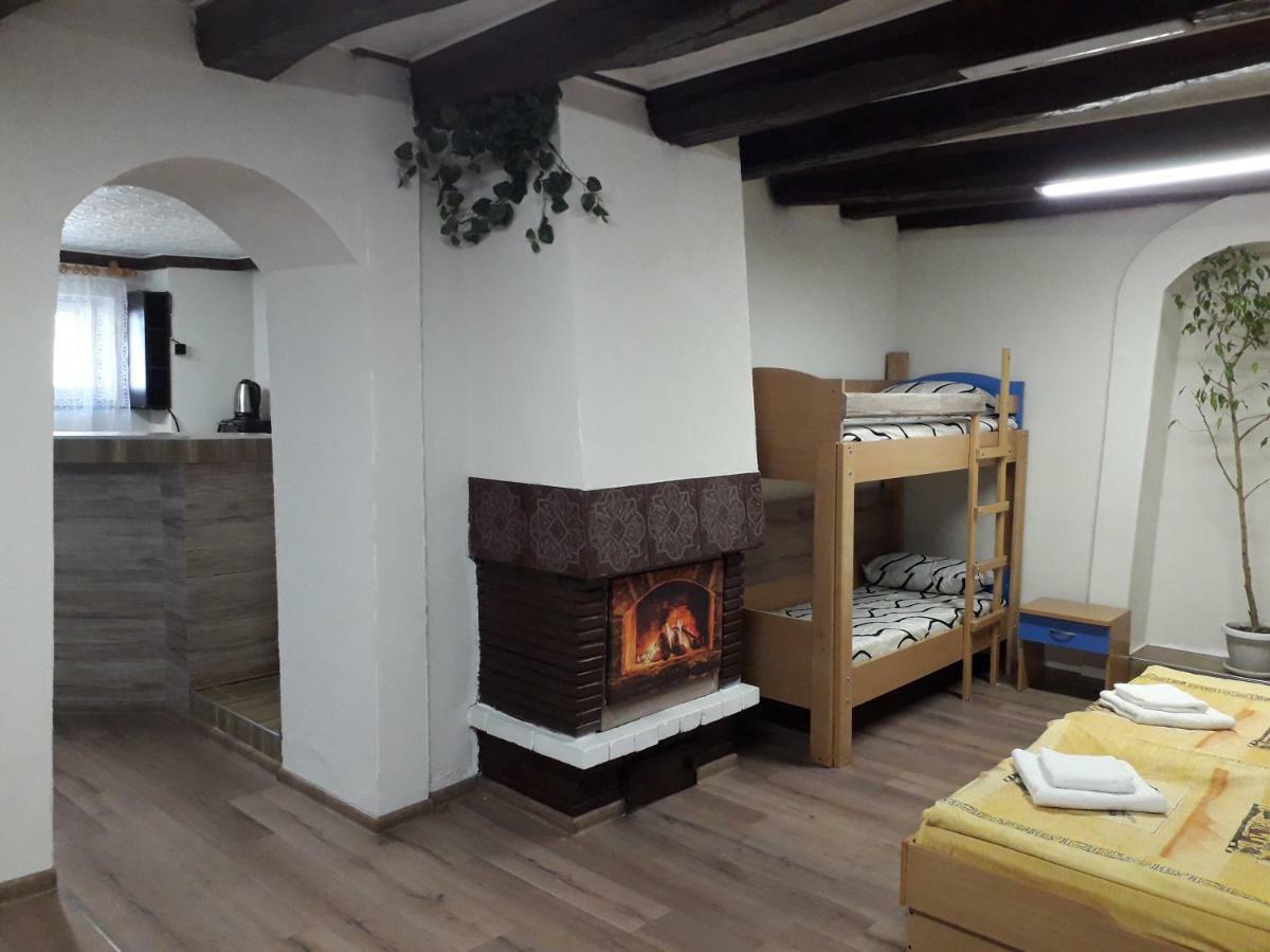 Студио За Четирима "Цвети" Sapareva Banya Buitenkant foto
