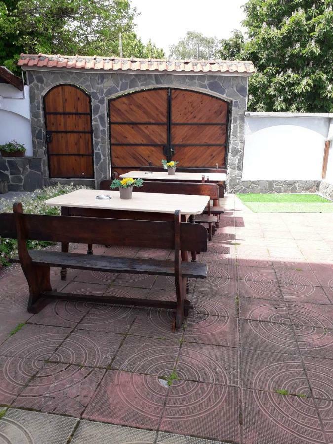 Студио За Четирима "Цвети" Sapareva Banya Buitenkant foto